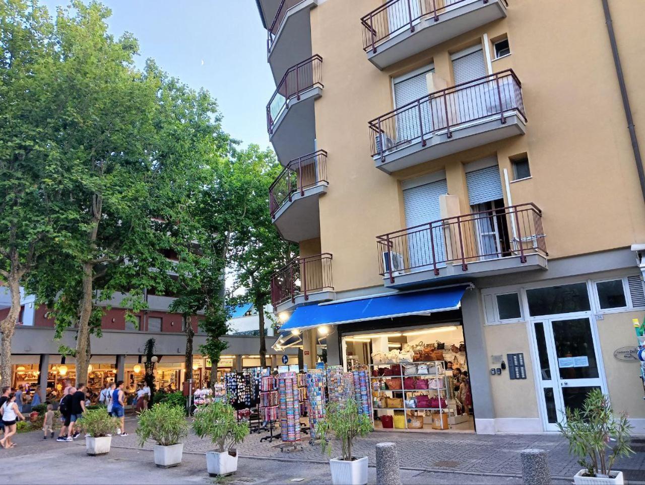Delfino 19 Lägenhet Bibione Exteriör bild
